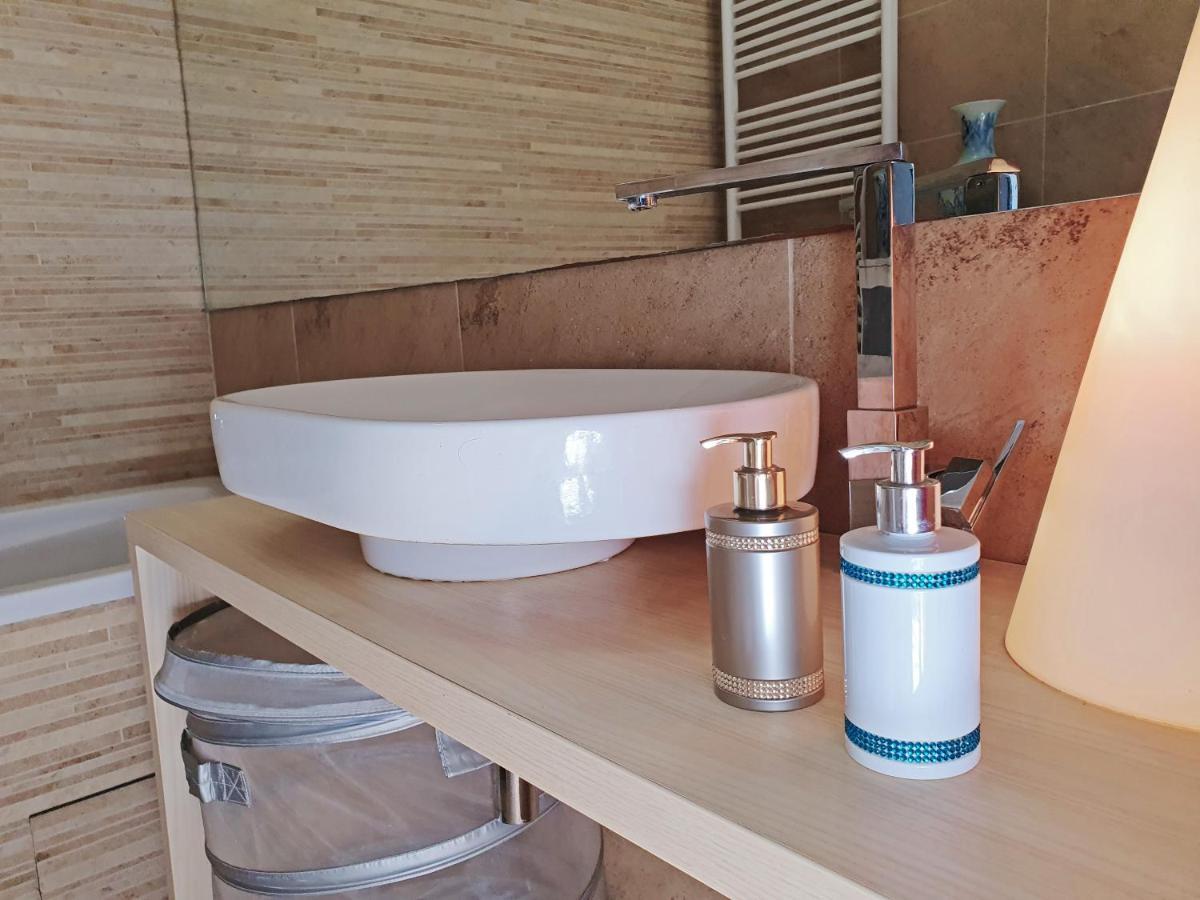 Bella Vista Lux Apartment With Private Terace Capodistria Esterno foto