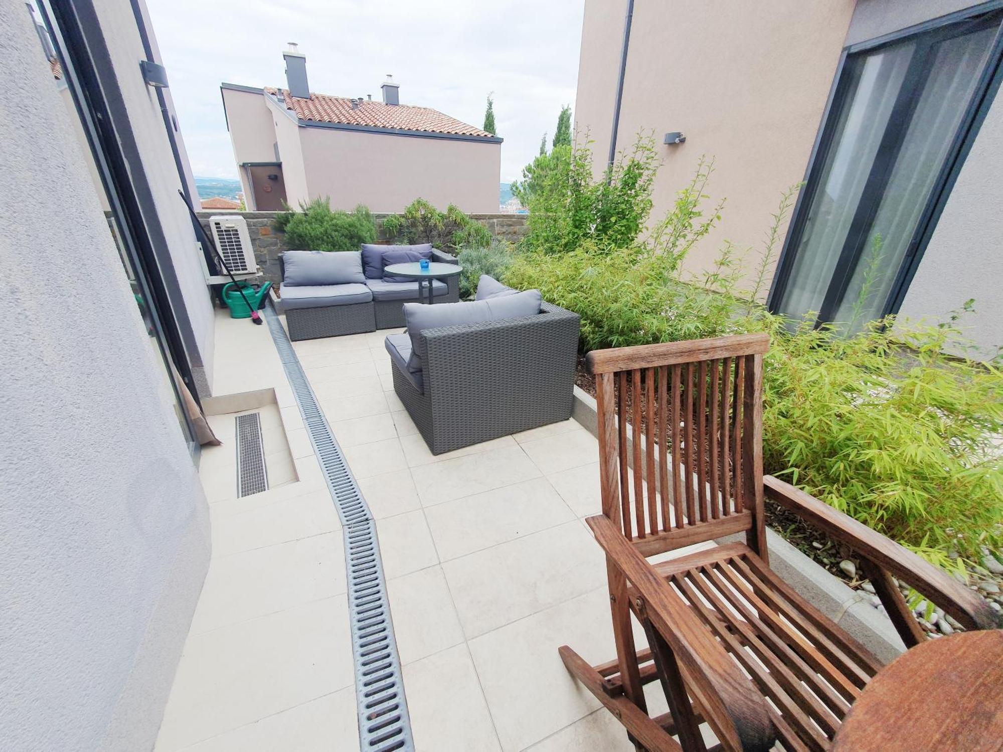 Bella Vista Lux Apartment With Private Terace Capodistria Esterno foto